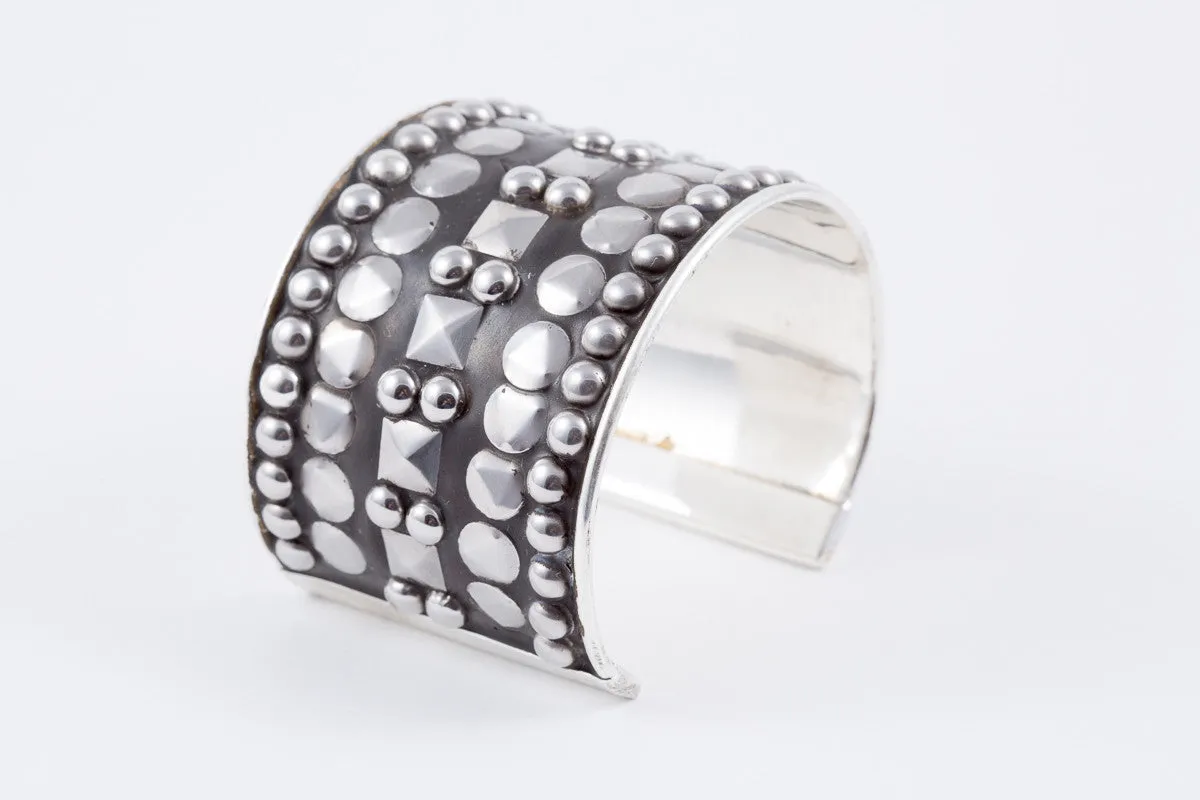 B-Cuff Rocker