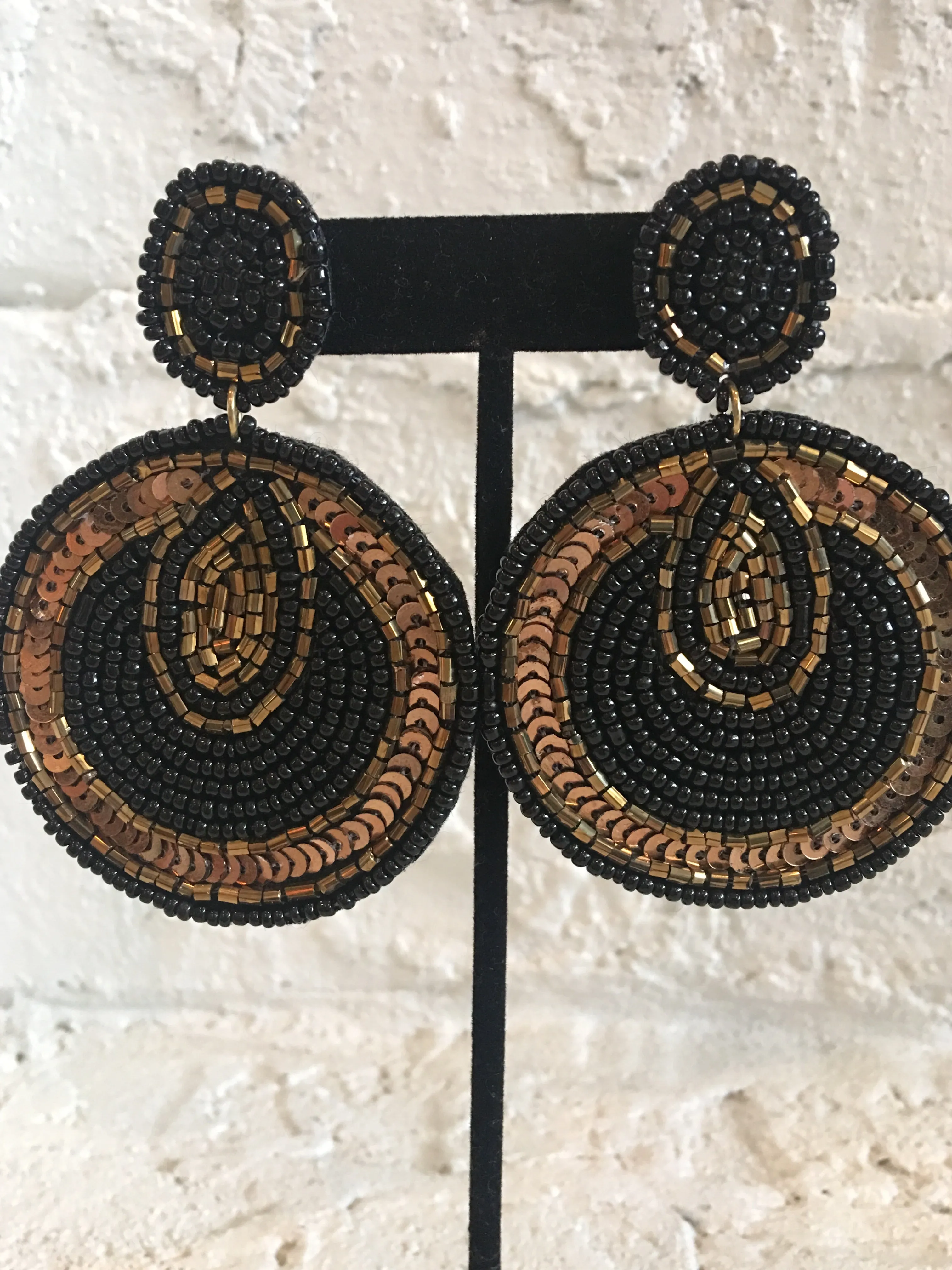 Black & Gold Beaded Earrings