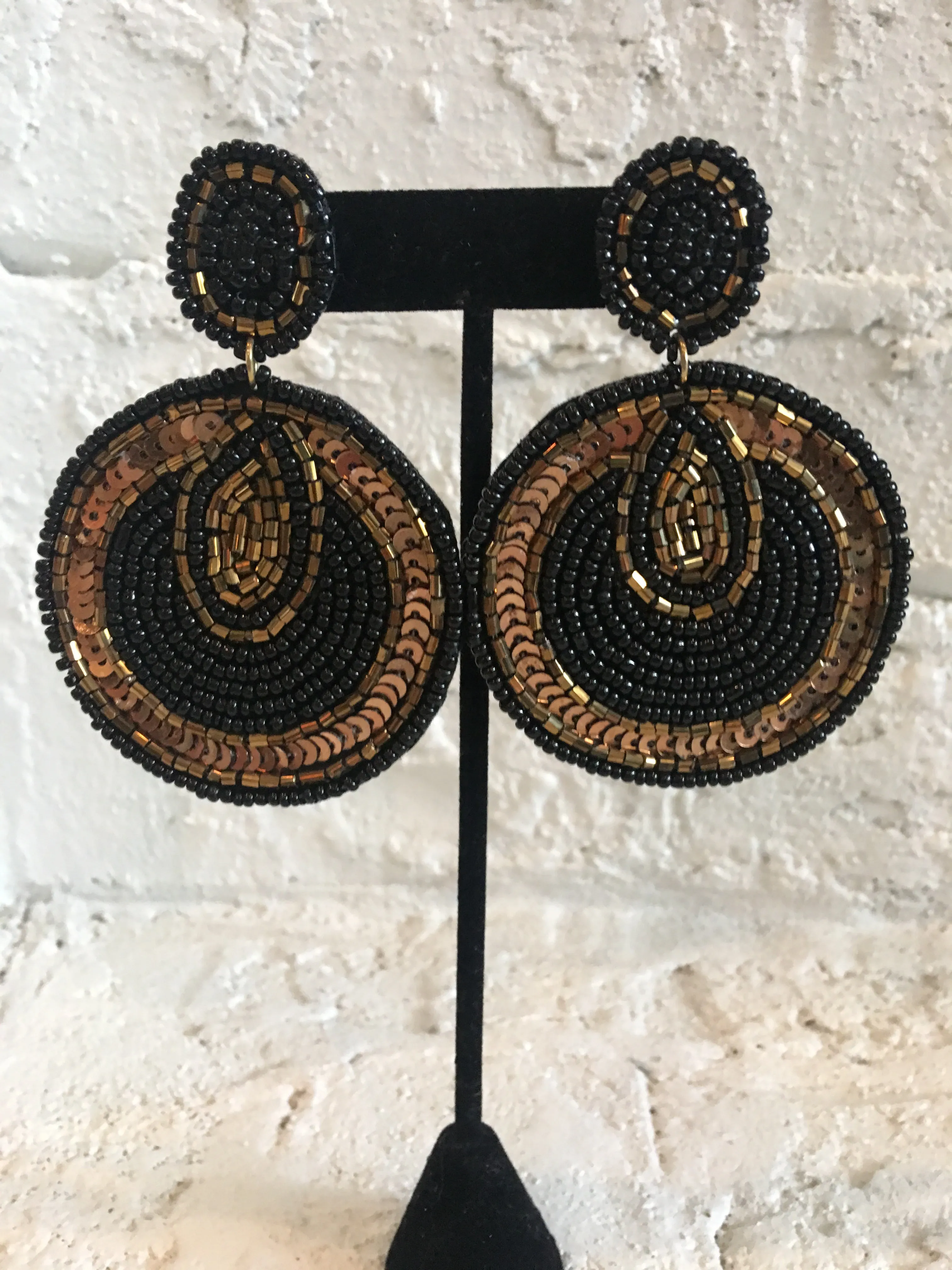 Black & Gold Beaded Earrings