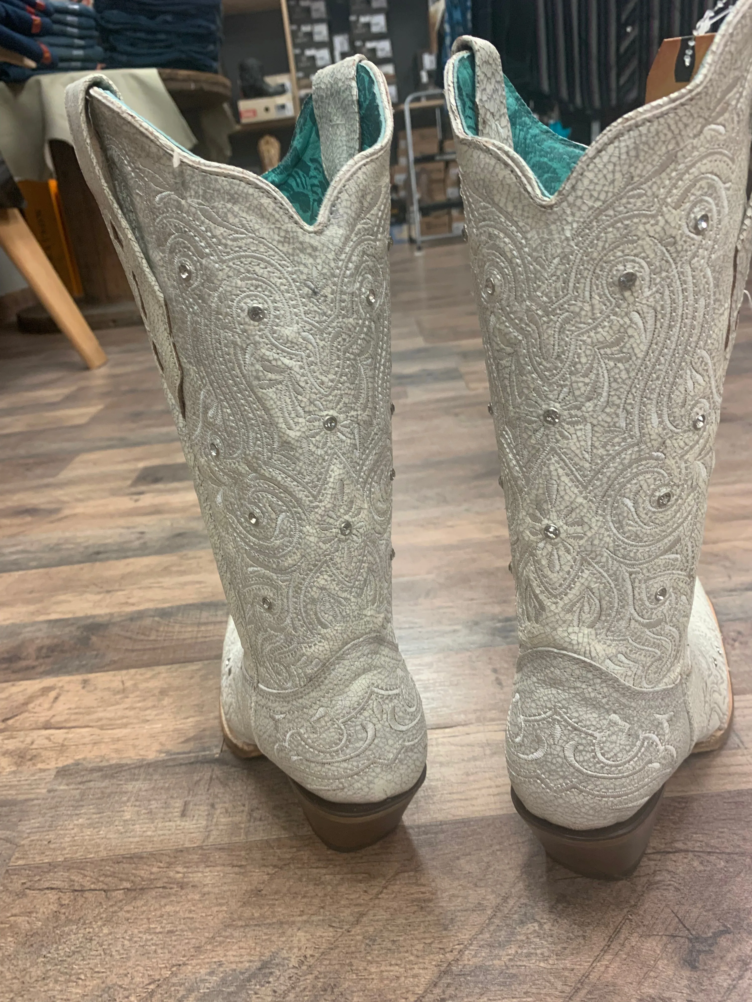 Corral Ladies Bone Crystal Embroidered White Snip Toe Boots