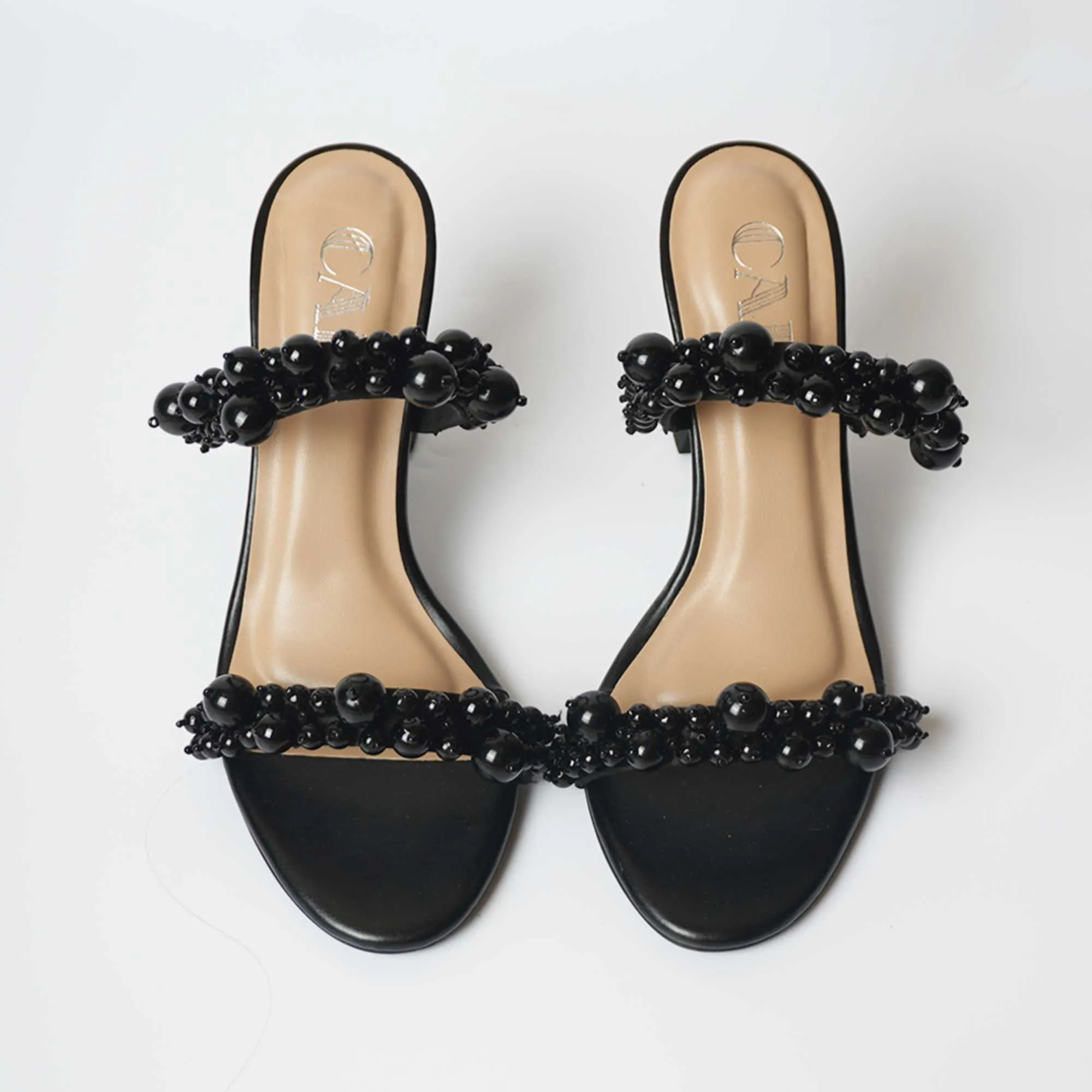 Iconic Dual Pearl Heels- Black