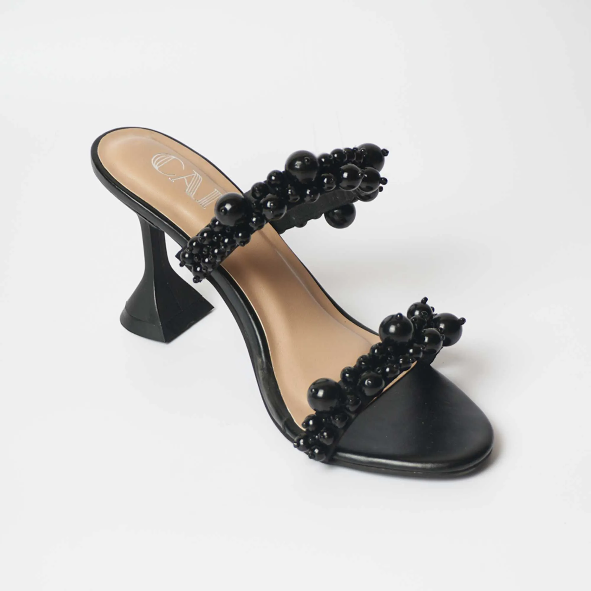 Iconic Dual Pearl Heels- Black