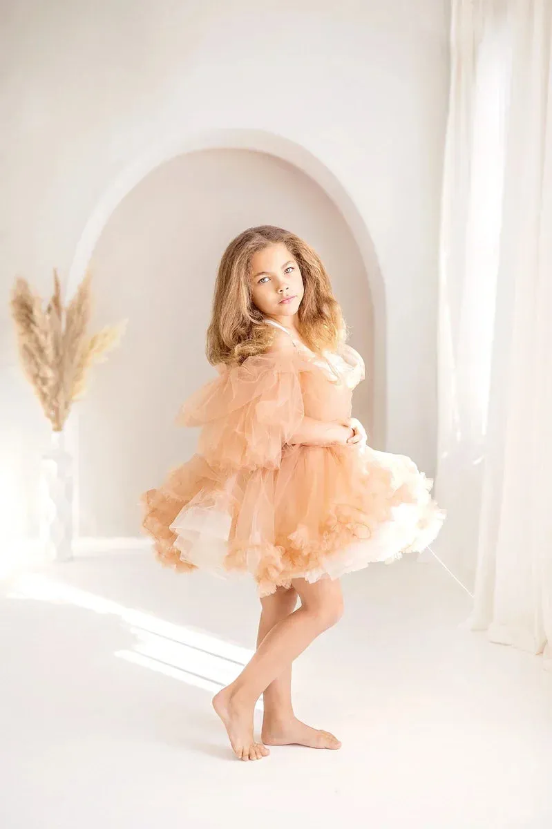 Kate Beige White Art Arch Wall Fleece Backdrop Designed by Kate Image