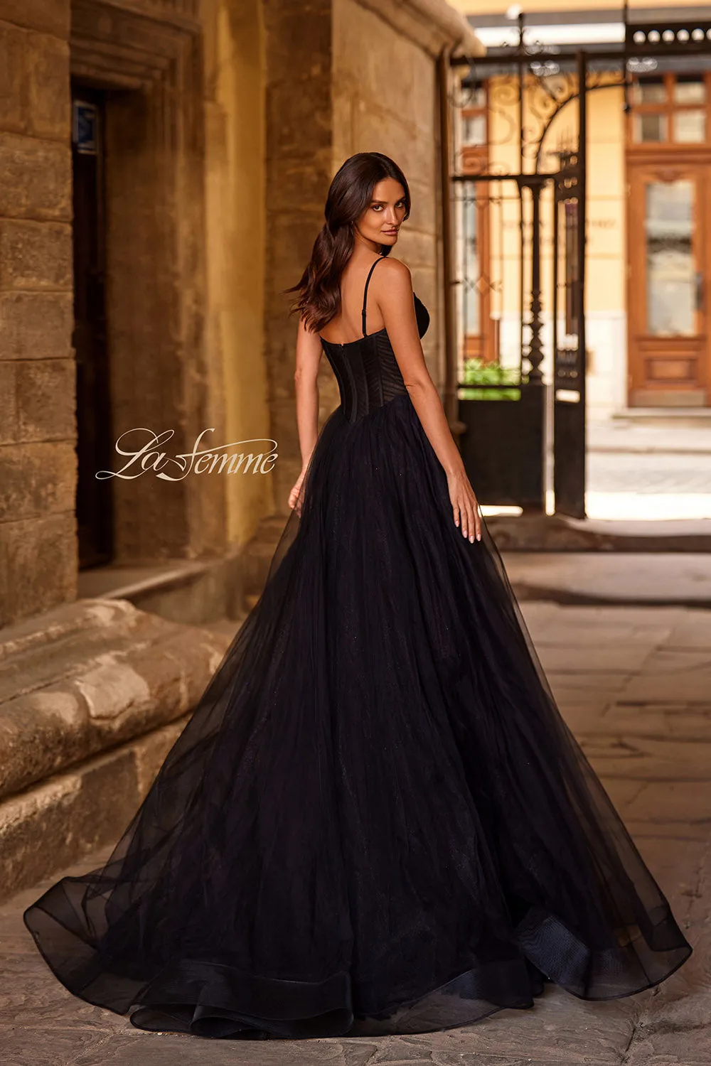 La Femme 32680 Dresses