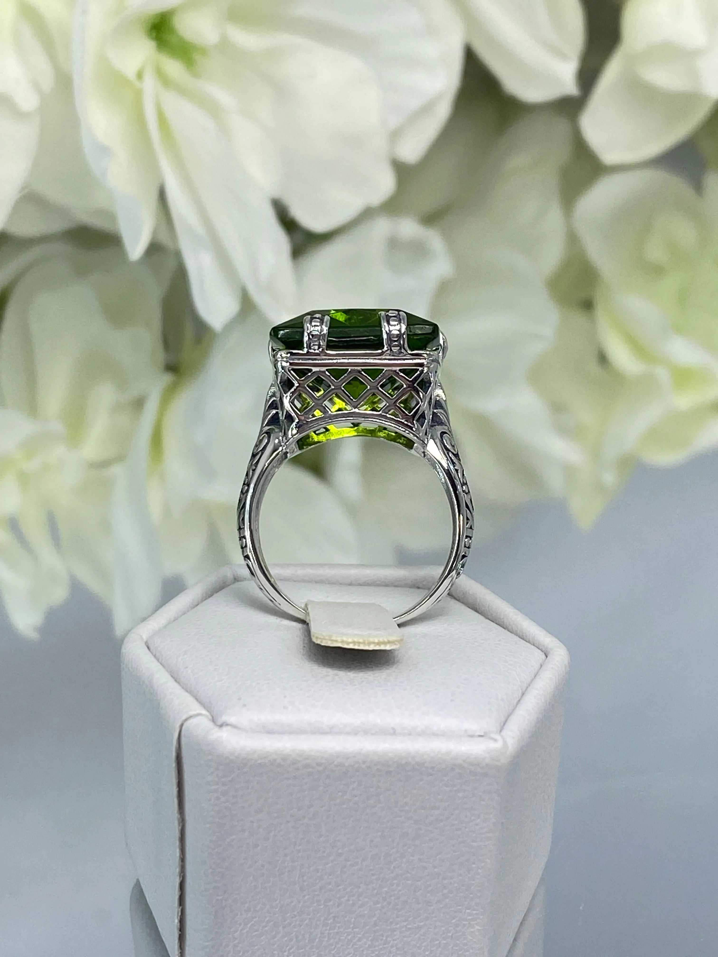 Peridot Ring, Size 8, 6 Prong Ring, 30ct Art Deco Ring, Vintage Jewelry #D104 - Ready to Ship