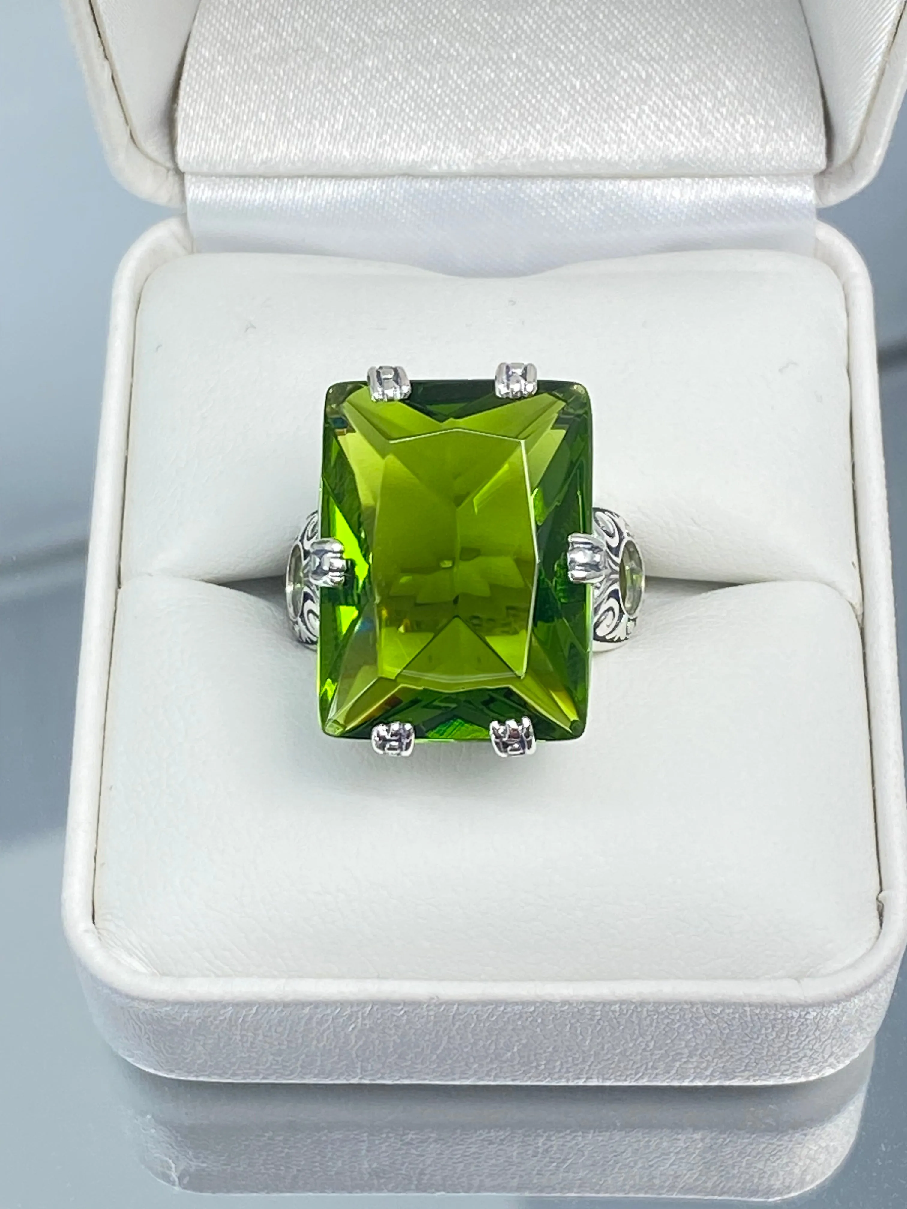 Peridot Ring, Size 8, 6 Prong Ring, 30ct Art Deco Ring, Vintage Jewelry #D104 - Ready to Ship