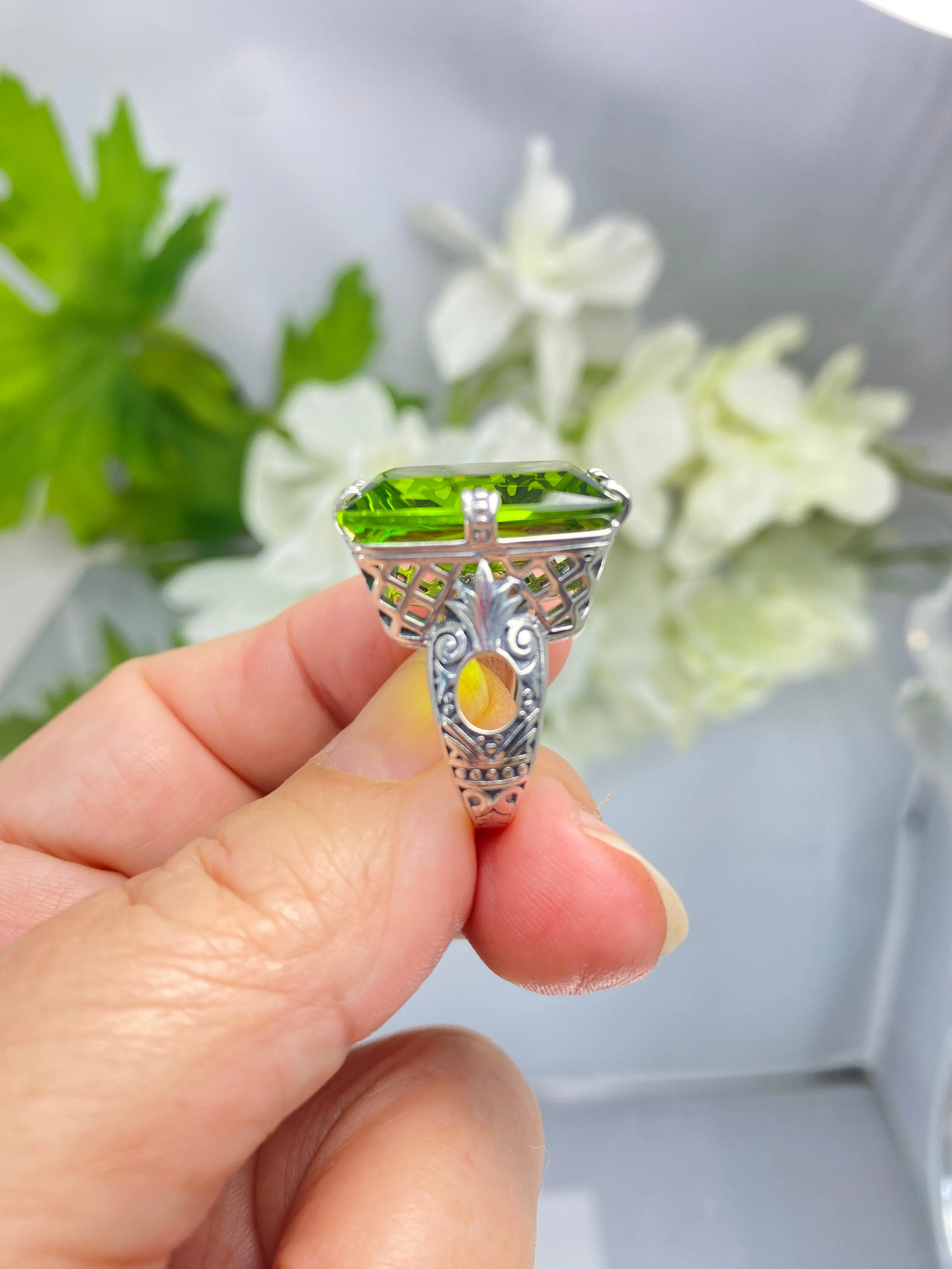 Peridot Ring, Size 8, 6 Prong Ring, 30ct Art Deco Ring, Vintage Jewelry #D104 - Ready to Ship