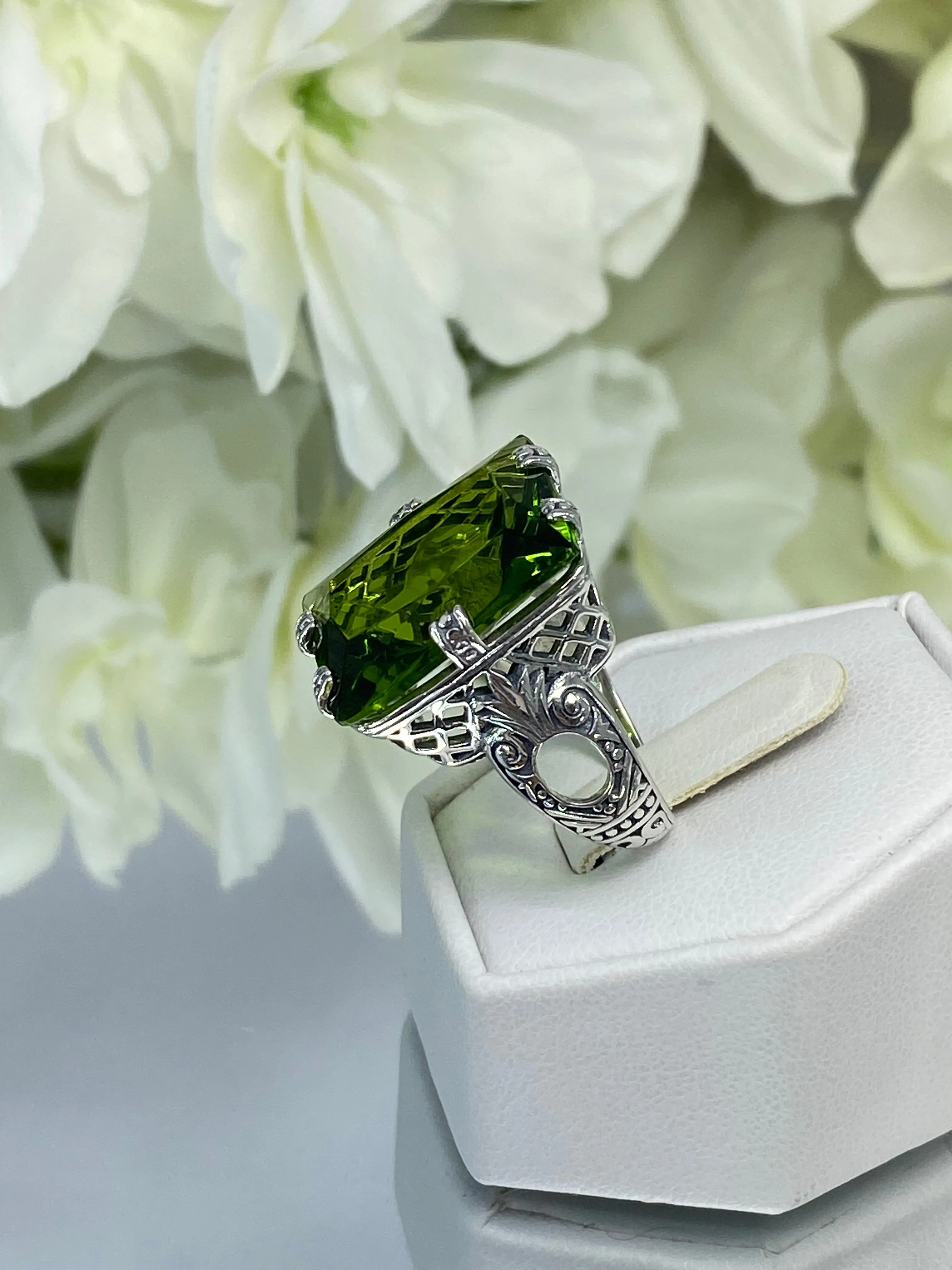 Peridot Ring, Size 8, 6 Prong Ring, 30ct Art Deco Ring, Vintage Jewelry #D104 - Ready to Ship