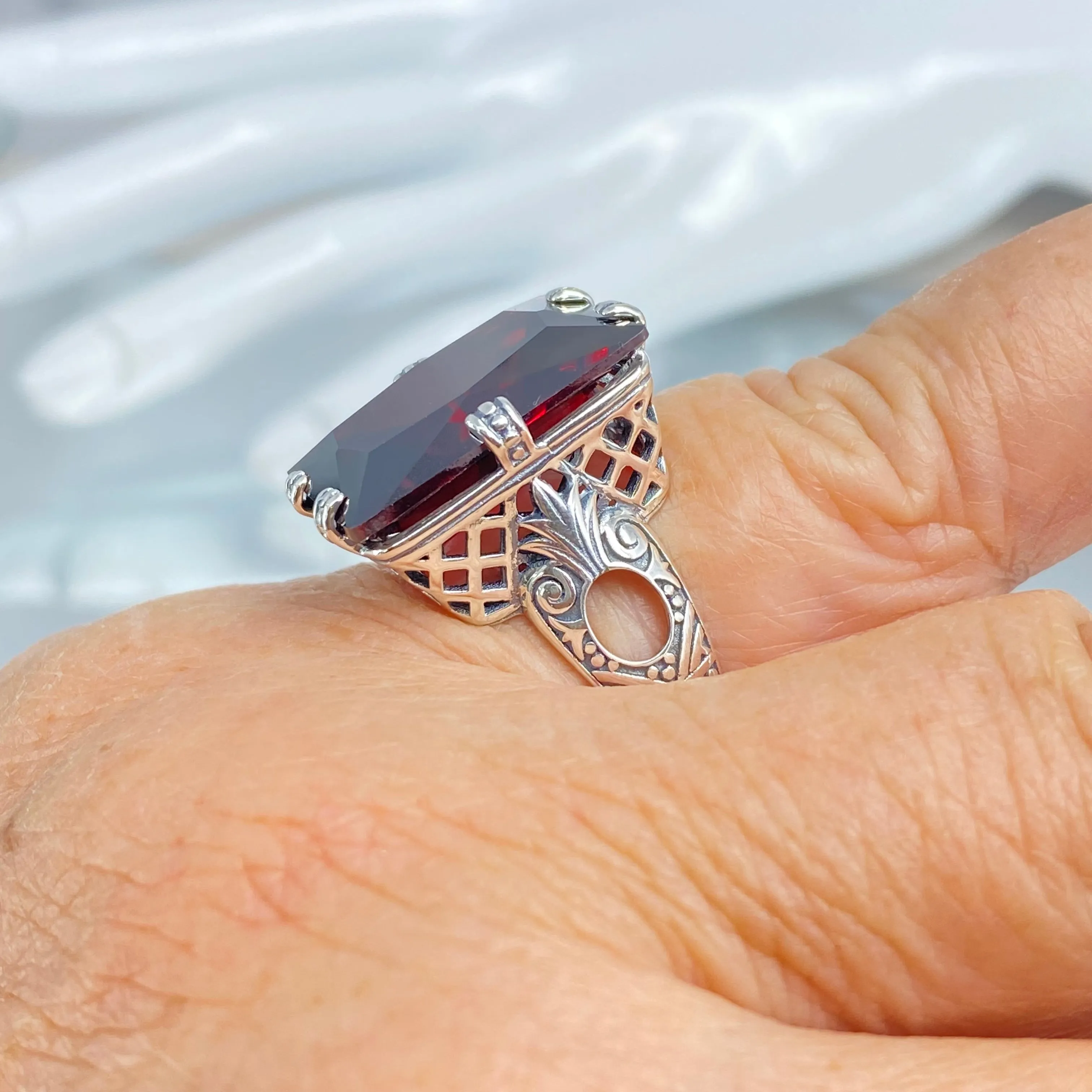 Red Garnet CZ Ring, 6 Prong Ring, 30ct Art Deco Ring, Vintage Jewelry #D104