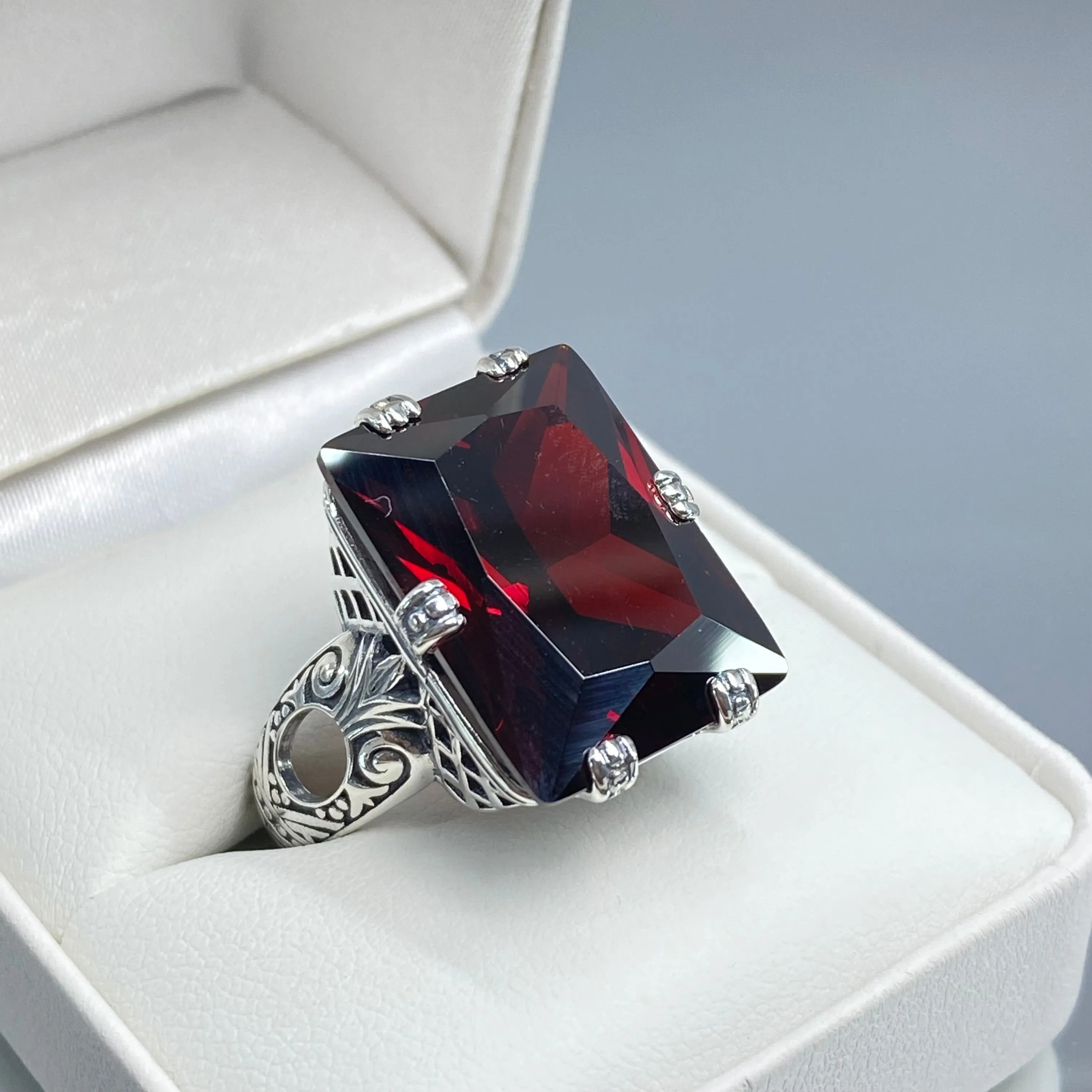 Red Garnet CZ Ring, 6 Prong Ring, 30ct Art Deco Ring, Vintage Jewelry #D104