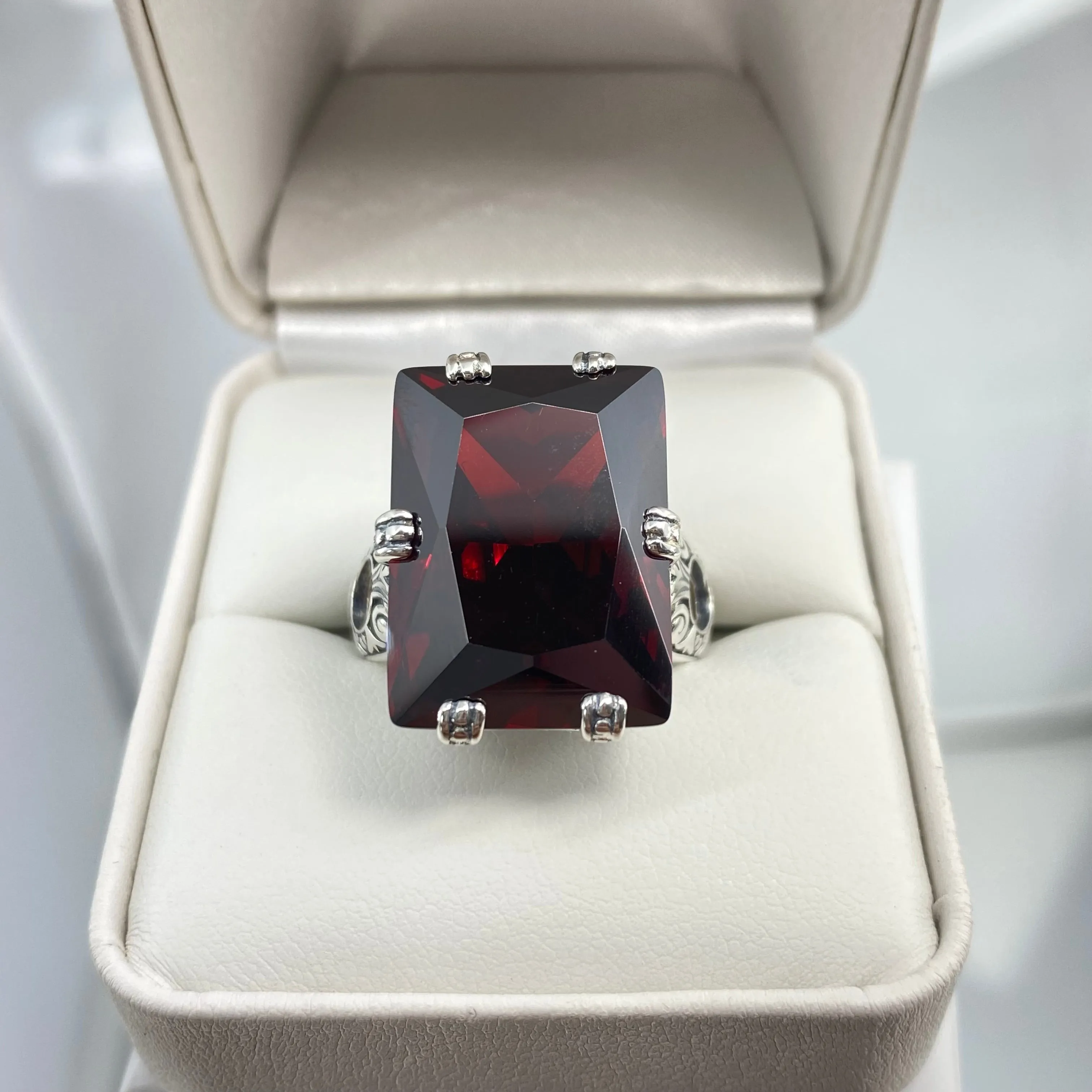 Red Garnet CZ Ring, 6 Prong Ring, 30ct Art Deco Ring, Vintage Jewelry #D104