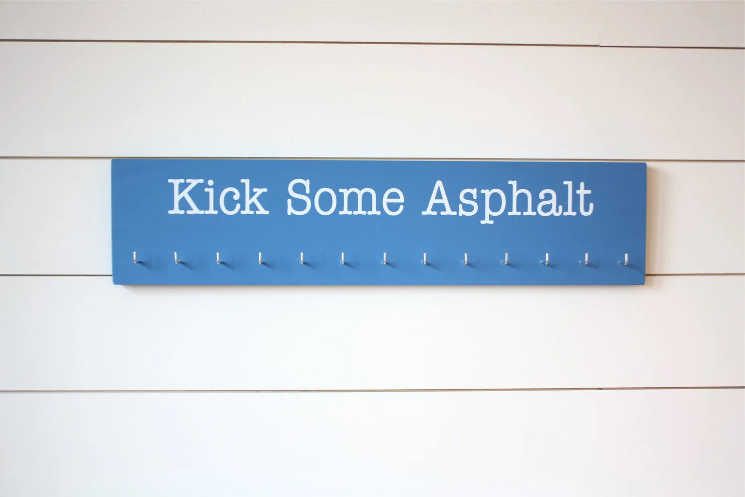 Running Medal Holder - Kick Some Asphalt  - Large
