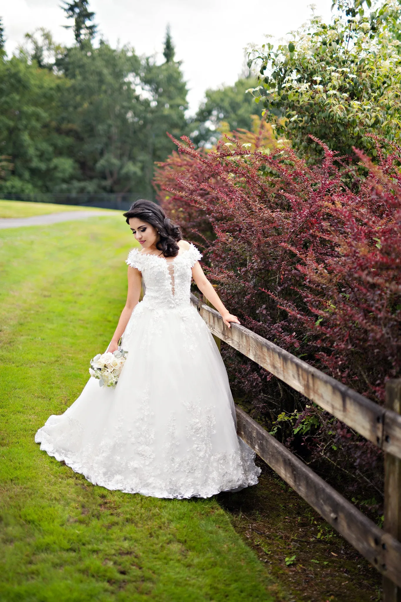 SAMPLE SALE/ Off Shoulder Lace Ball Gown with 3D Flowers (#Alexia)