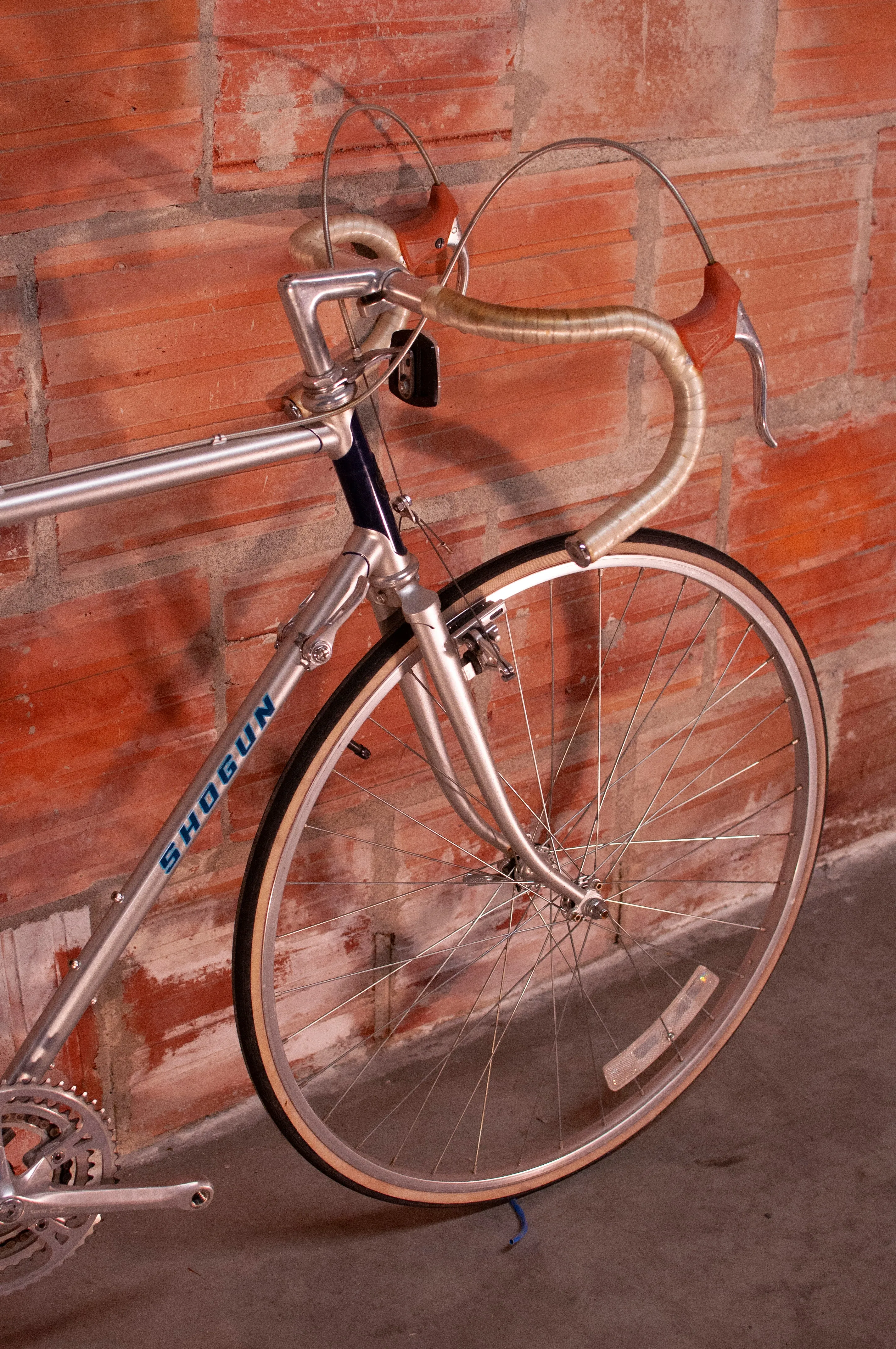 Shogun 1500 vintage touring bike, silver, blue & black, 58cm/Large