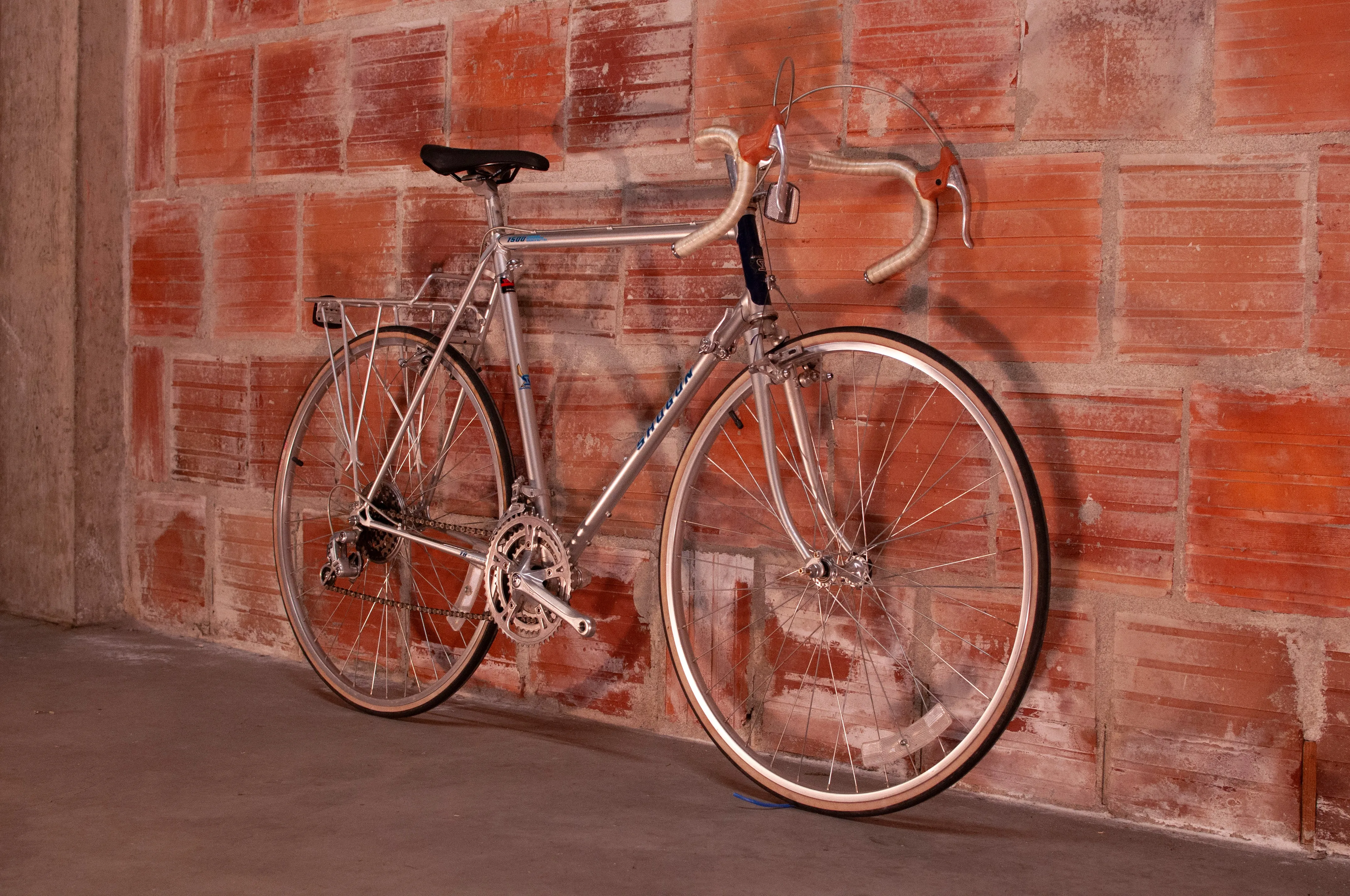 Shogun 1500 vintage touring bike, silver, blue & black, 58cm/Large