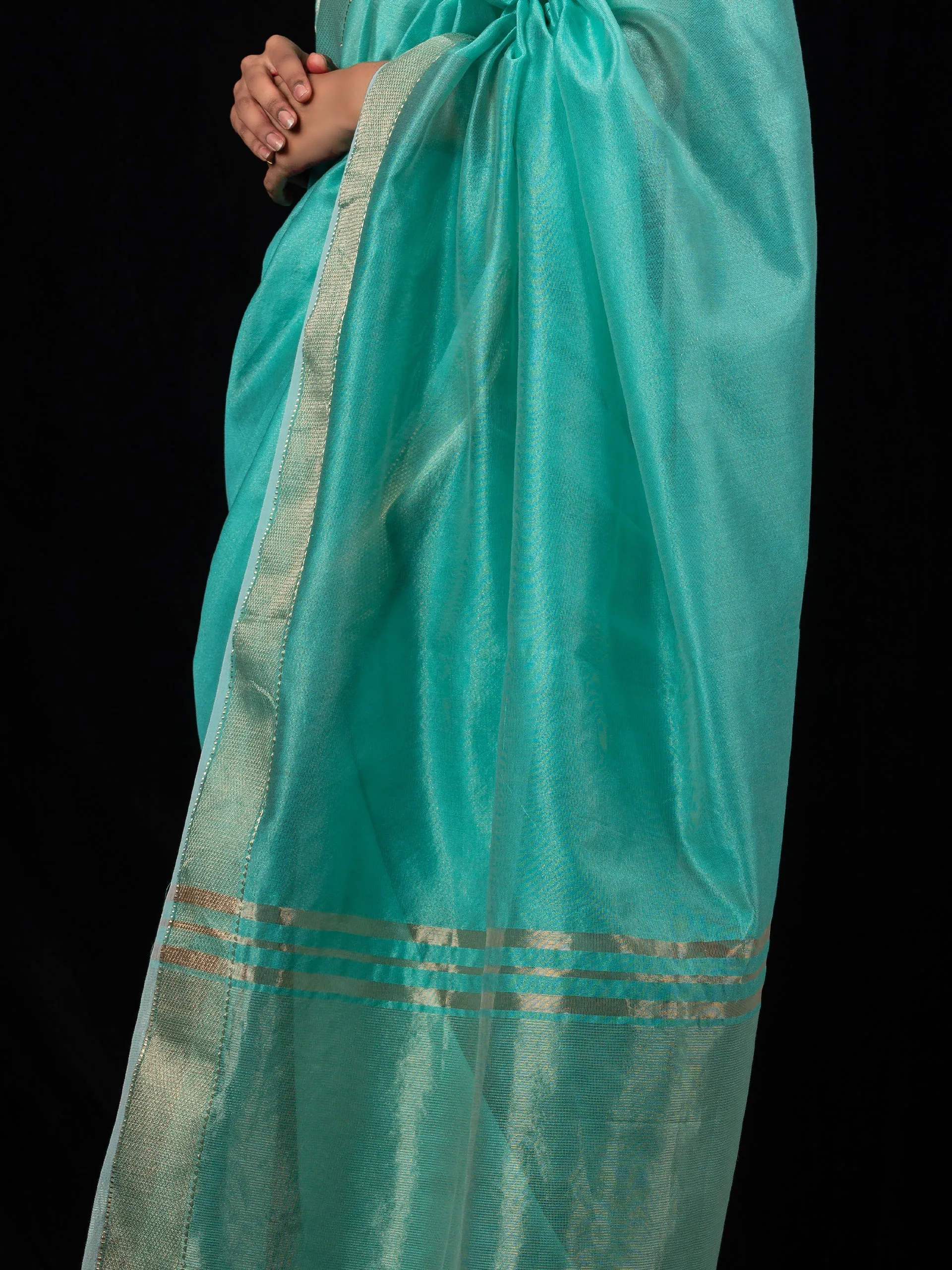 Sky Gold Metallic Soft Fabric Saree with Blouse Fabric