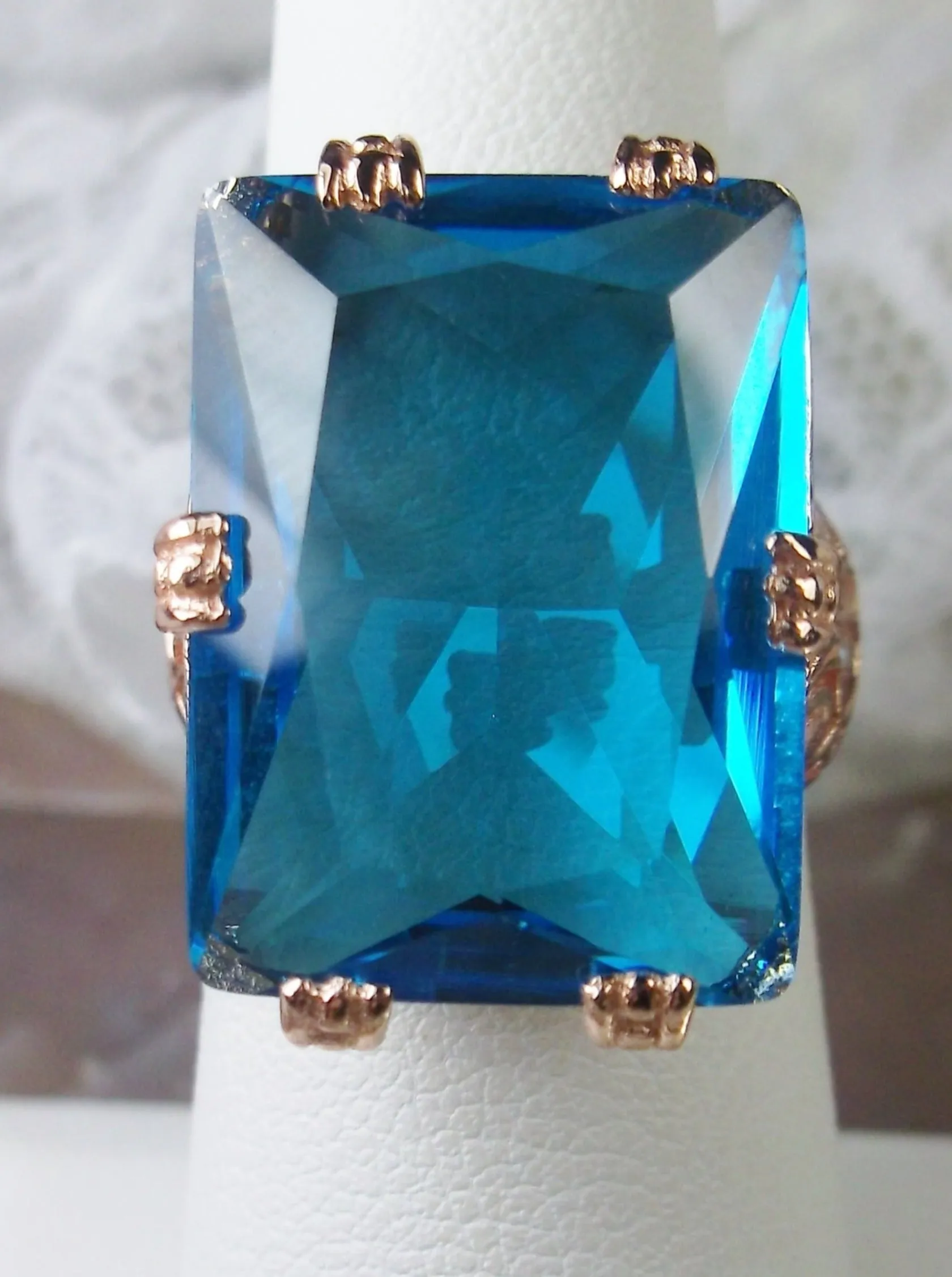 Swiss Blue Topaz Ring, 6 Prong Rose Gold plated Ring, 30ct Gem, Vintage Jewelry #D104
