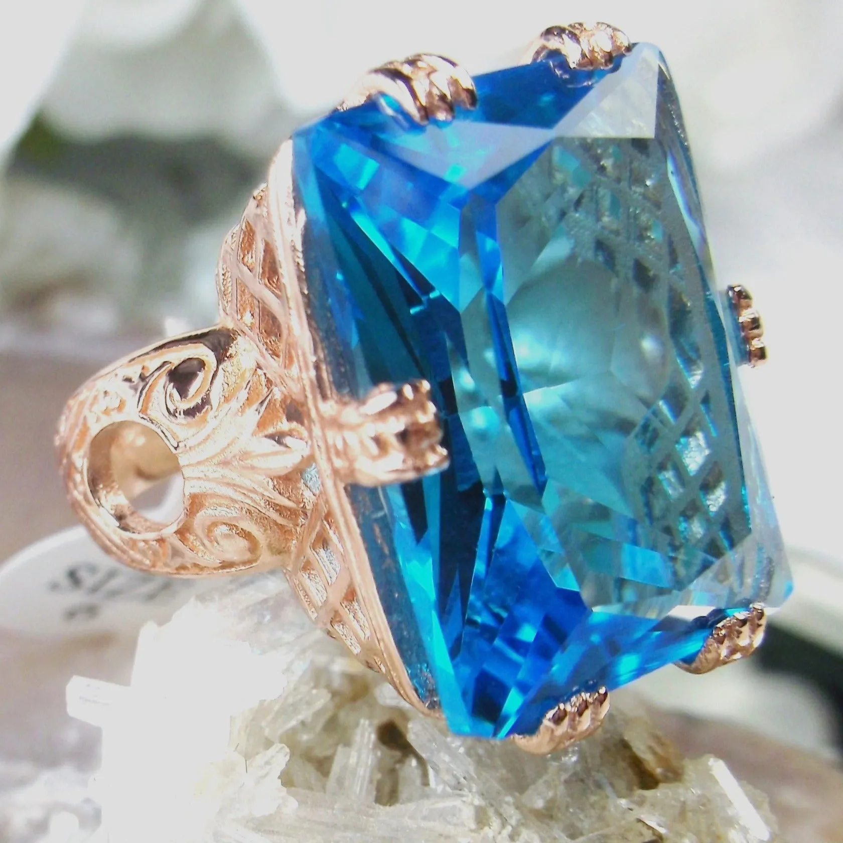Swiss Blue Topaz Ring, 6 Prong Rose Gold plated Ring, 30ct Gem, Vintage Jewelry #D104