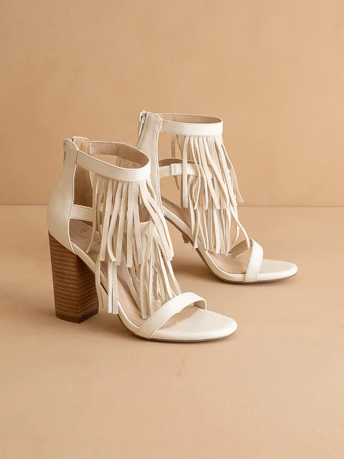 The Gela | White Fringe Framed Heel