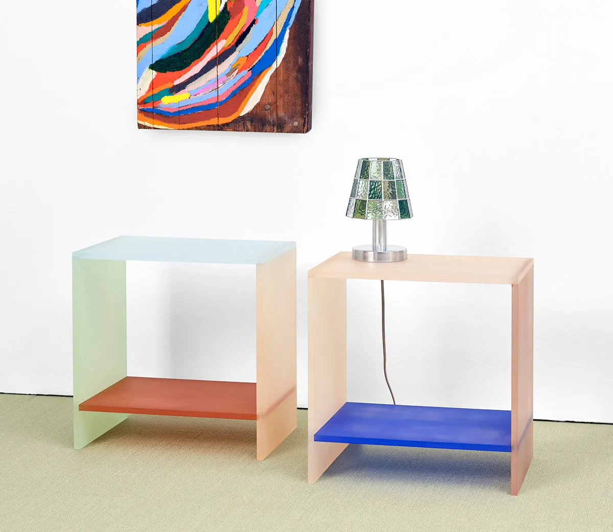 Tone nightstand