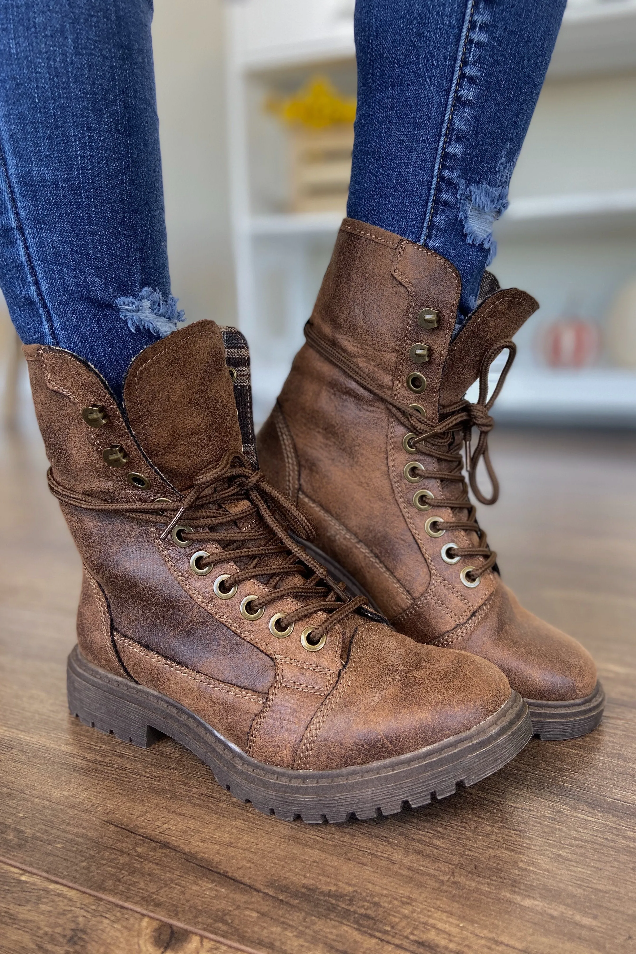 Very G Colonel Sanders Boots- Dark Tan