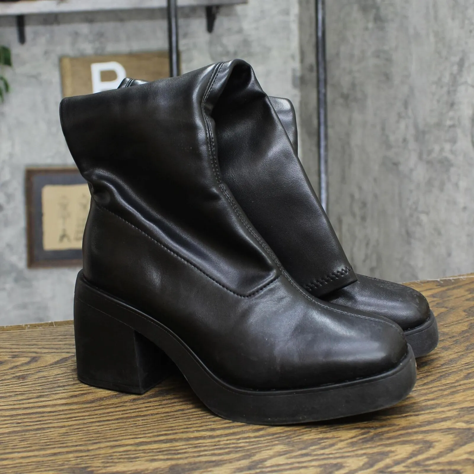 Wild Fable Womens Azzahya Tall Stretch Boots with Memory Foam Insole Black 7M