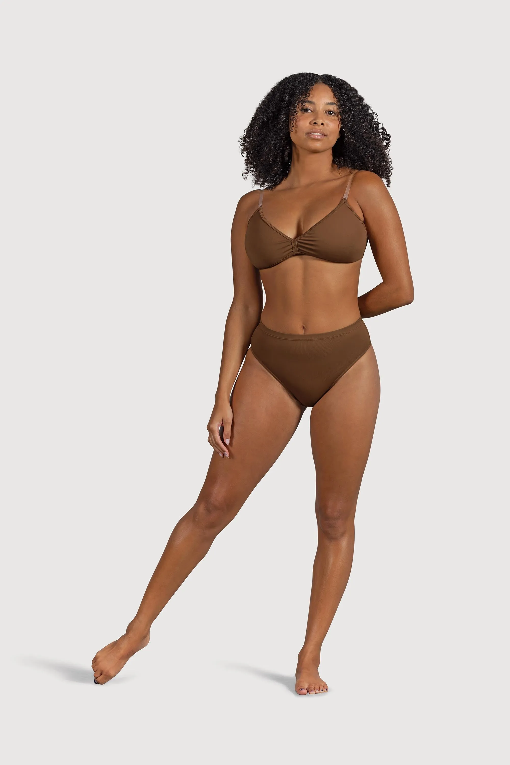 Z53357 - Bloch Deva V Front Womens Bra